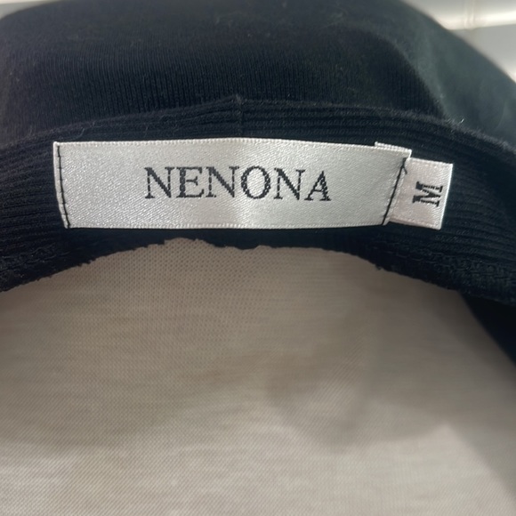 Black snap button sweater/top - Picture 4 of 4